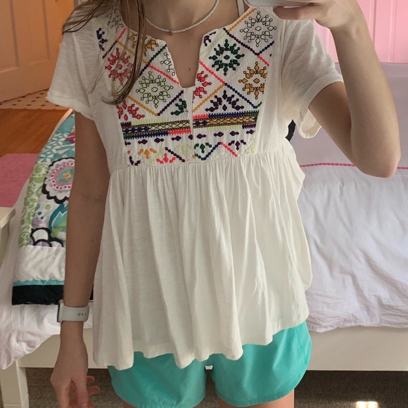 Embroidered Top - Picture 5 of 5